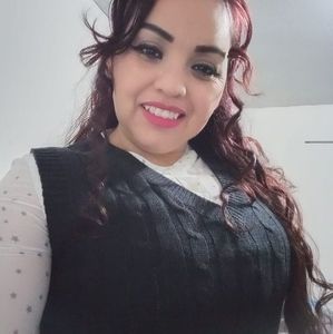 Meet your Posher, Isela